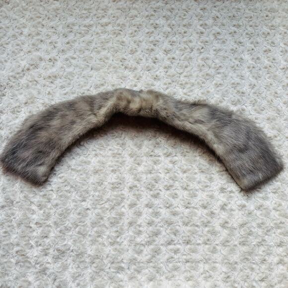 Mink Genuine Fur Vintage Retro One of a Kind Silk Lined Grey Collar
